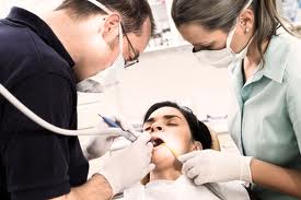 Crown and Bridge saravana dental clinic thiruthuraipoondi and vedaranyam